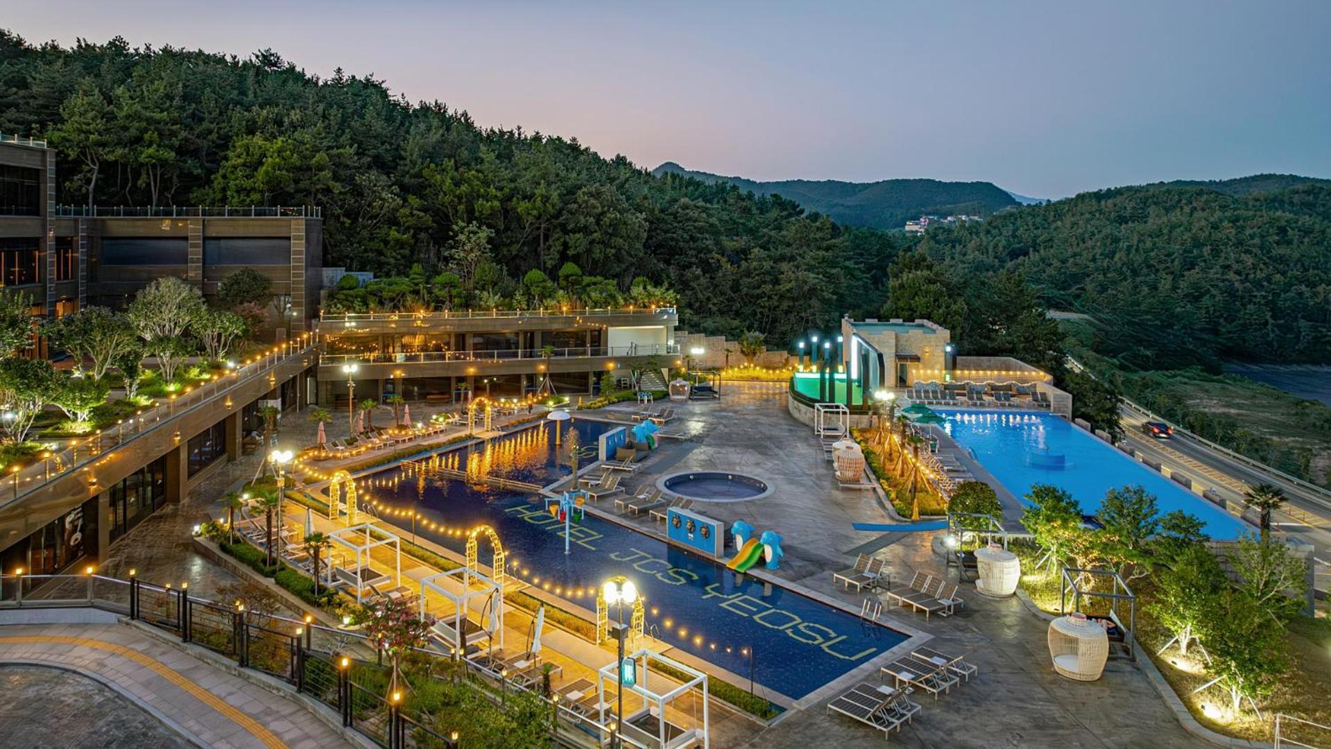 Hotel Jcs יאוסו מראה חיצוני תמונה