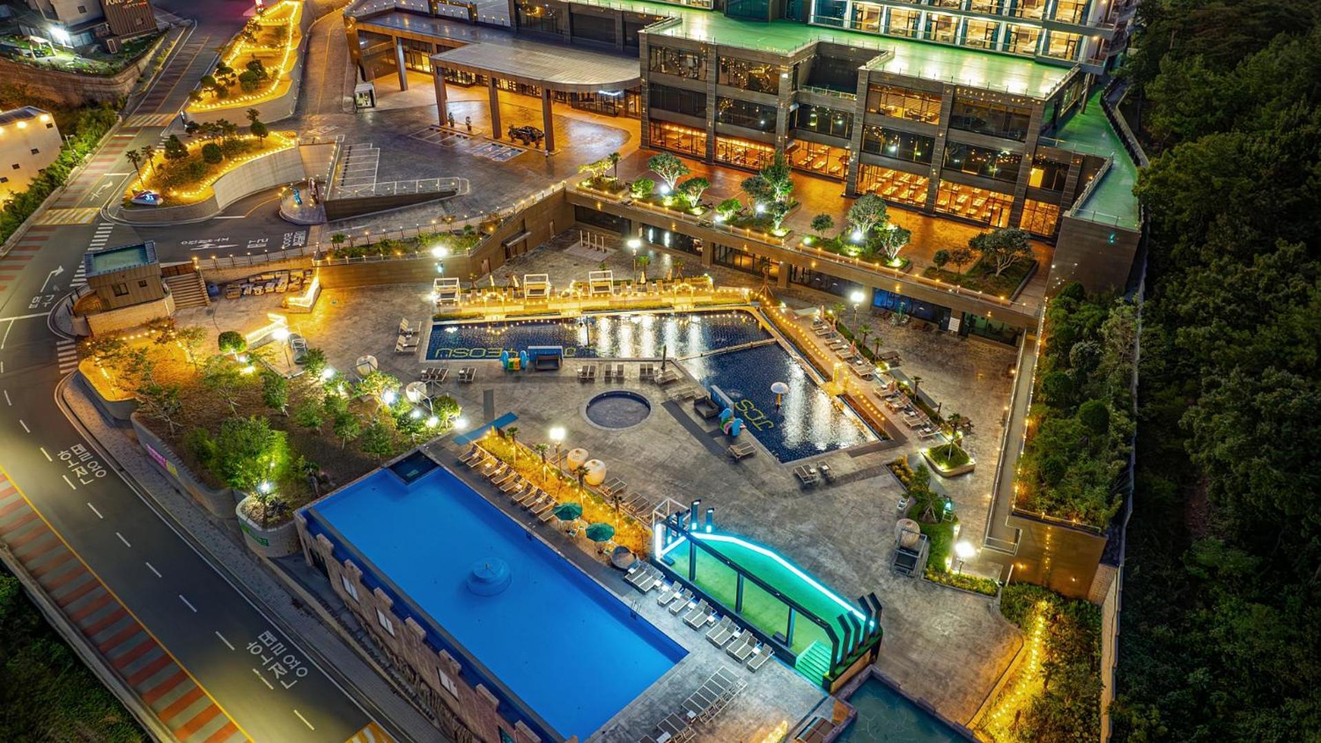Hotel Jcs יאוסו מראה חיצוני תמונה