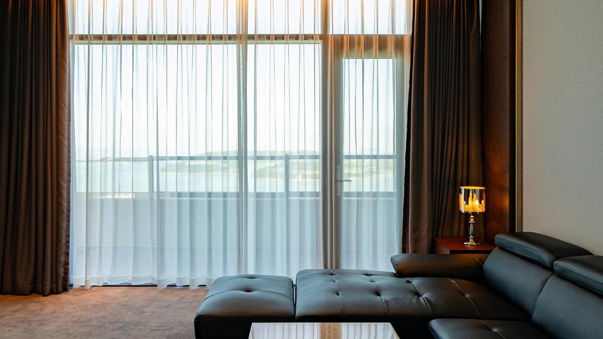Hotel Jcs יאוסו מראה חיצוני תמונה