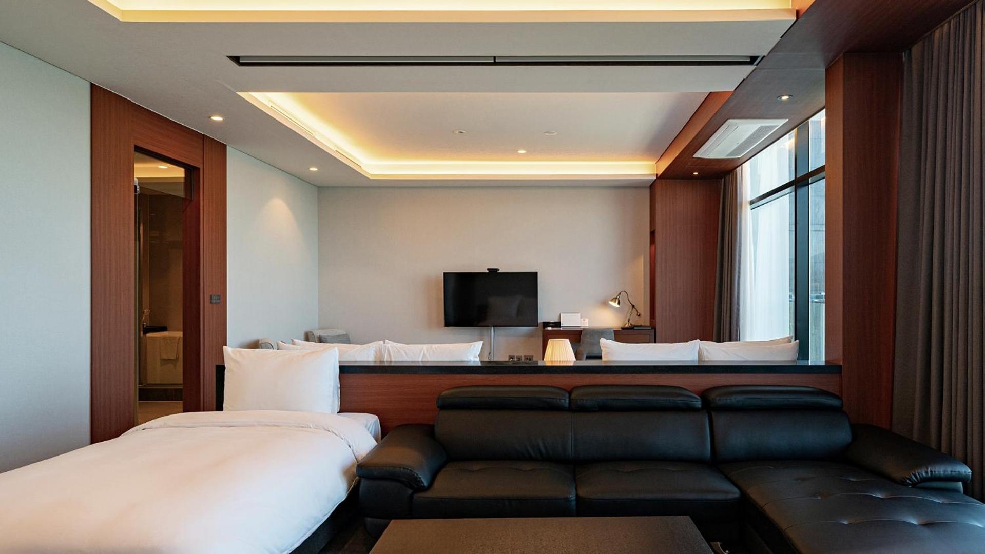 Hotel Jcs יאוסו מראה חיצוני תמונה